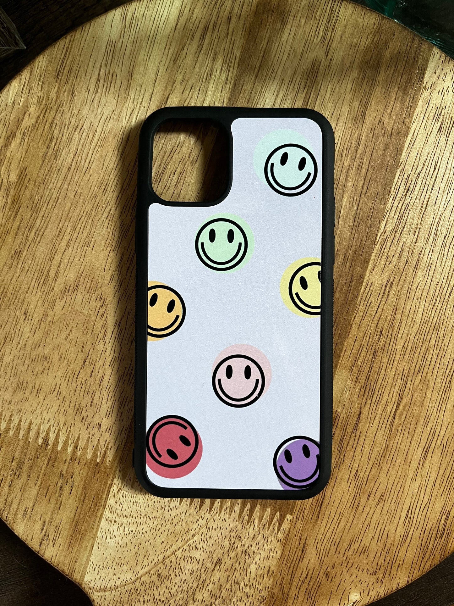 Trendy Aesthetic Y2K Smiley Face Phone Case For iPhone 12 11 Pro Max iPhone 12 Mini iPhone XR iPhone 13 Pro iPhone 13 mini